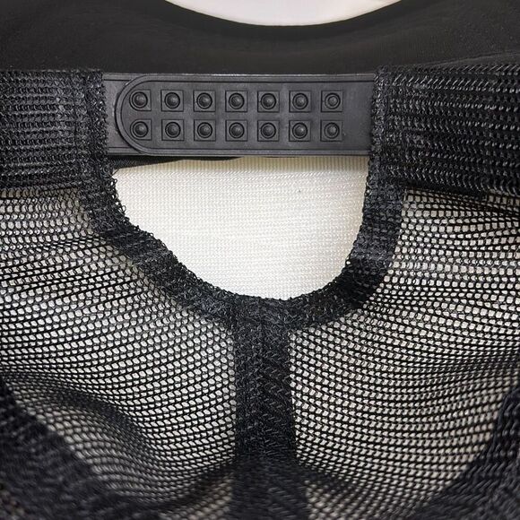 Vintage American Steel Hat – Classic Car Graphic Cap - Picture 3 of 3